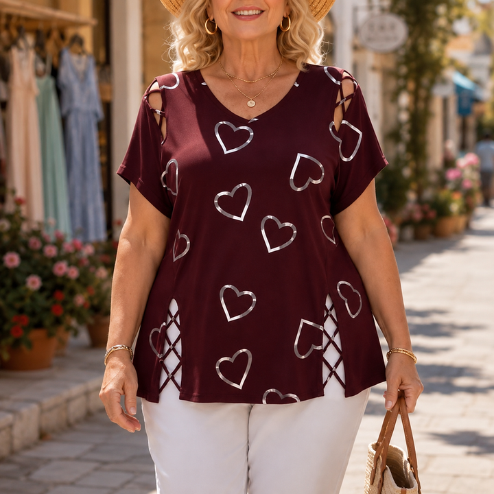Tievelyn – Lace-Up Tee That Shapes Without Squeezing