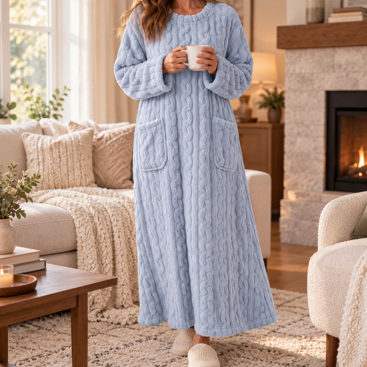 Hearthwell – Long Plush Pocket Nightgown