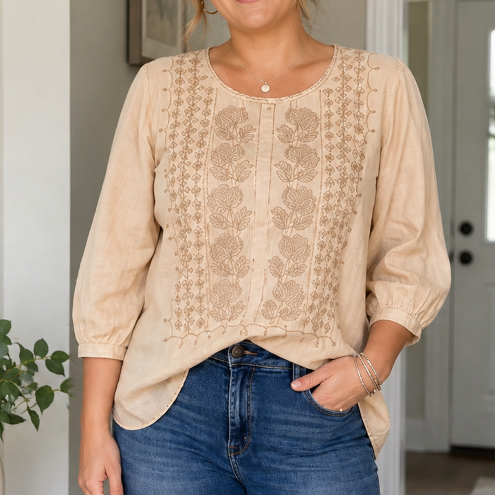Airlume – Embroidered-look Short-Sleeve Top