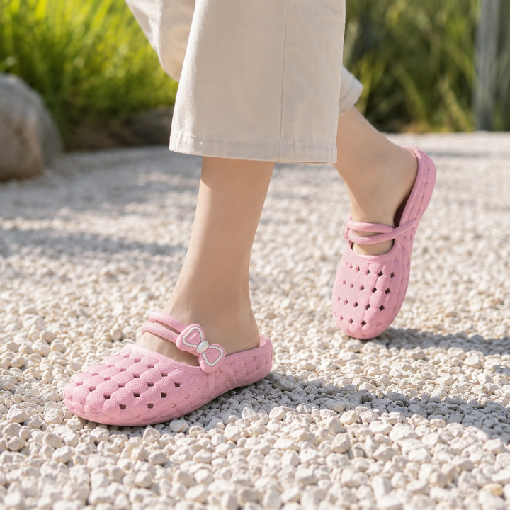 Halfhaven – Bow Detail Covered-Toe Open-Back Slippers