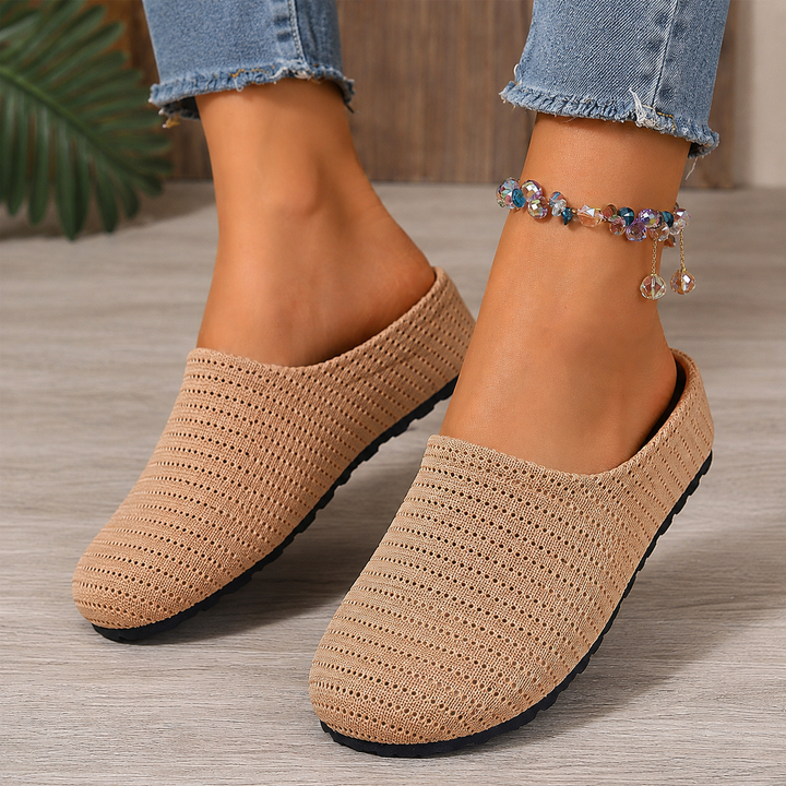 Softmarch – The Slip-On Mule Made For Wide Feet And High Insteps