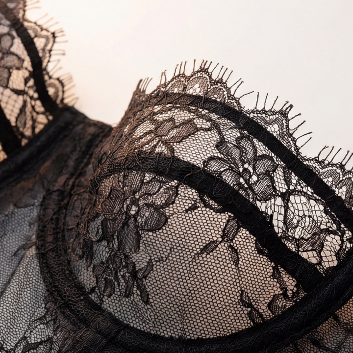 Velourá™ – Eyelash Lace Corset Set with Garter