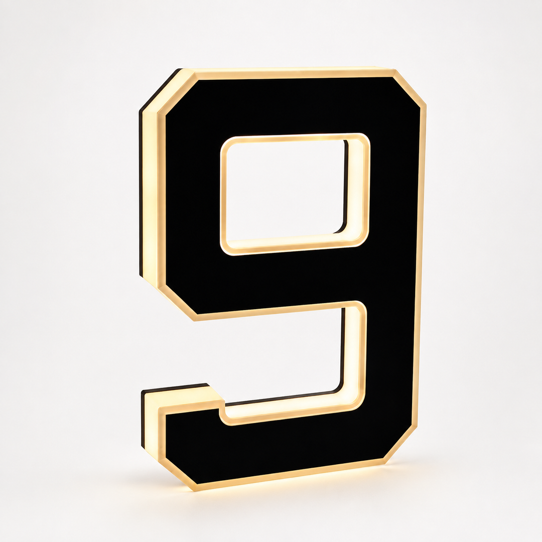 Numera – Solar Illuminated House Number