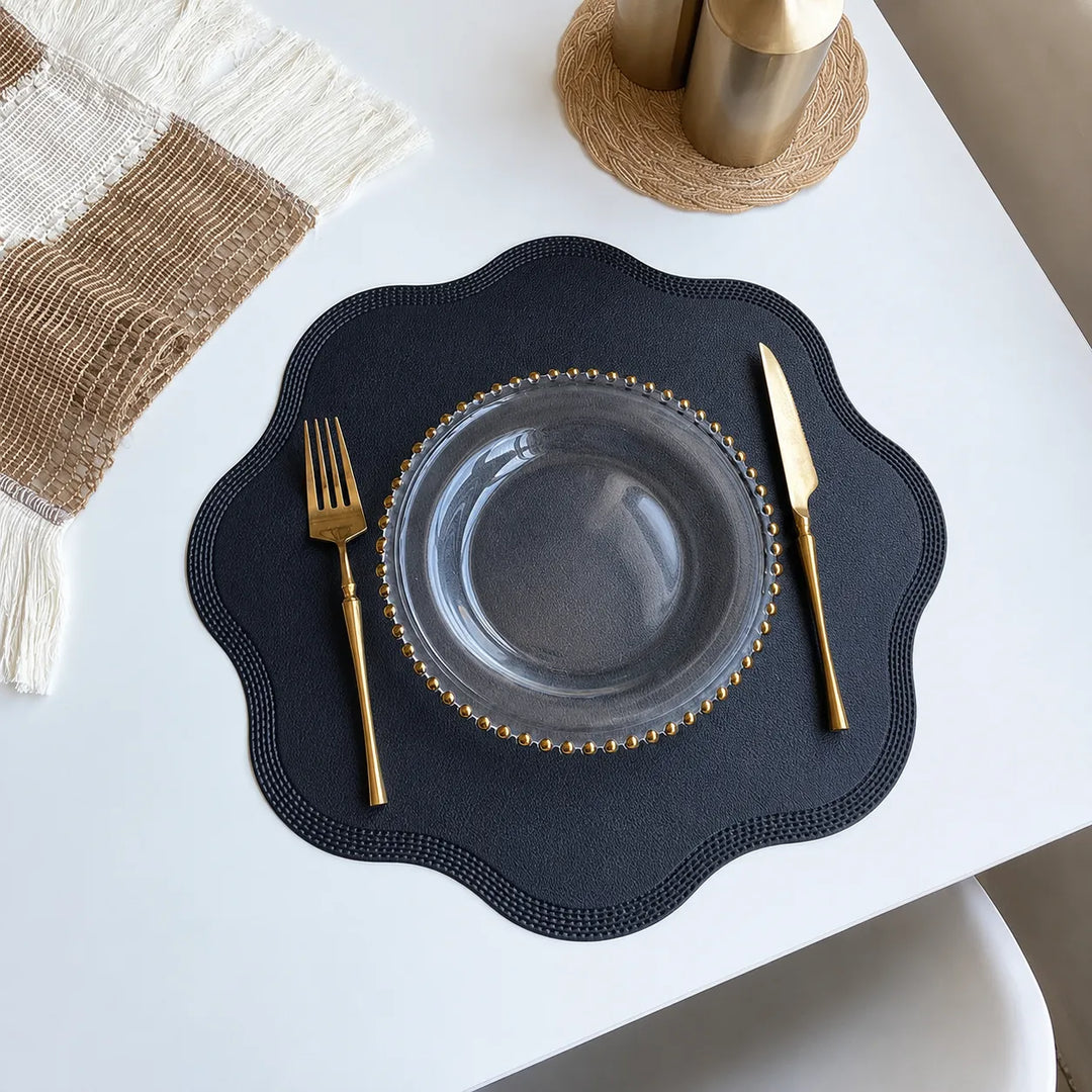 Wearbella – The Placemat Set That Actually Wipes Clean