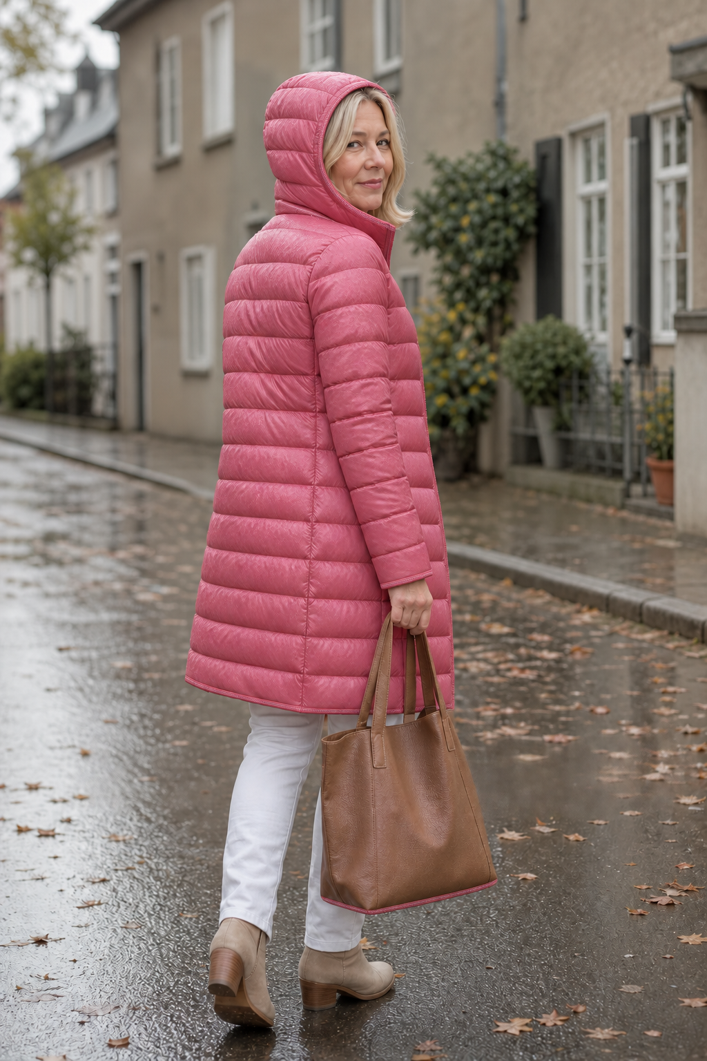 Featherlyte – Detachable-Hood Packable Ultralight Puffer Jacket