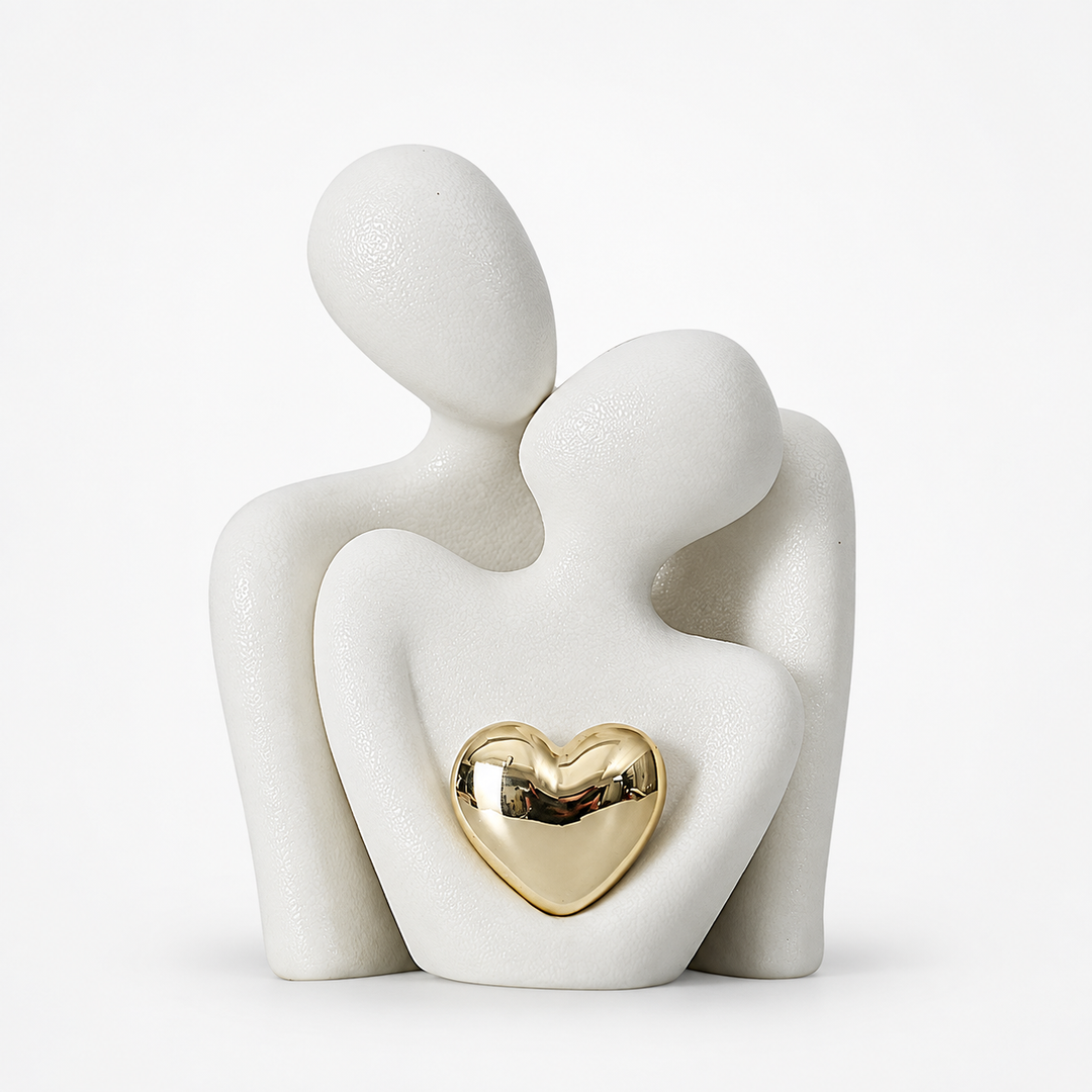 Wearbella – Nesting Ceramic Hugging Couple Figurine