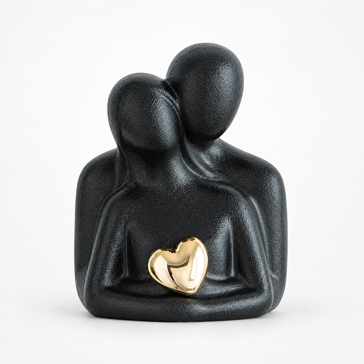 Wearbella – Nesting Ceramic Hugging Couple Figurine