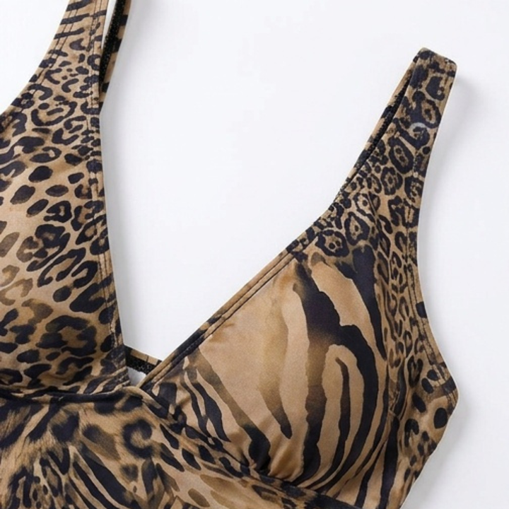 Lunavia™ – Lined Leopard Plunge Bikini Set