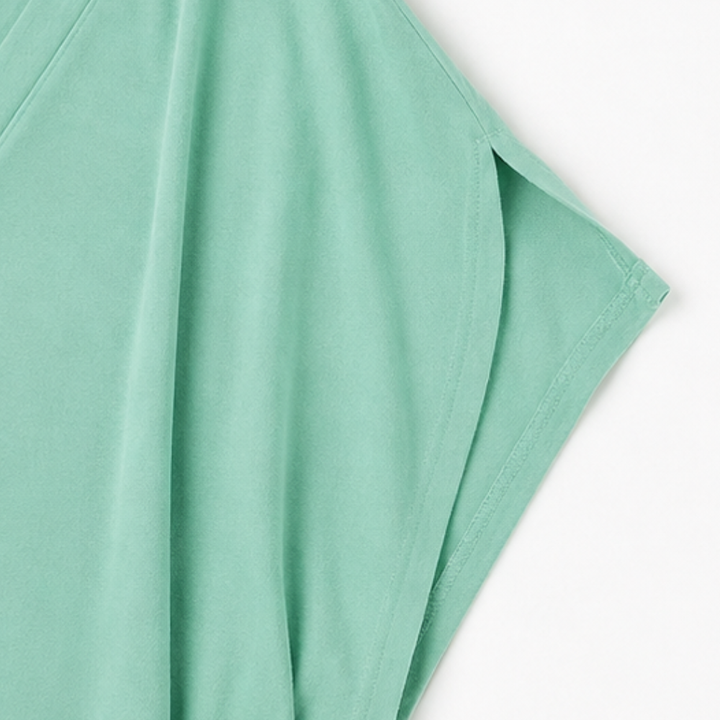 Wearbella – The Batwing Dress That Stretches, Never Clings