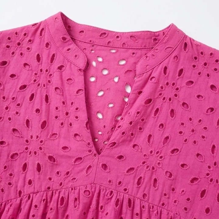 Wearbella™ – Flowy V-Neck Eyelet Dress for Curvy Fit