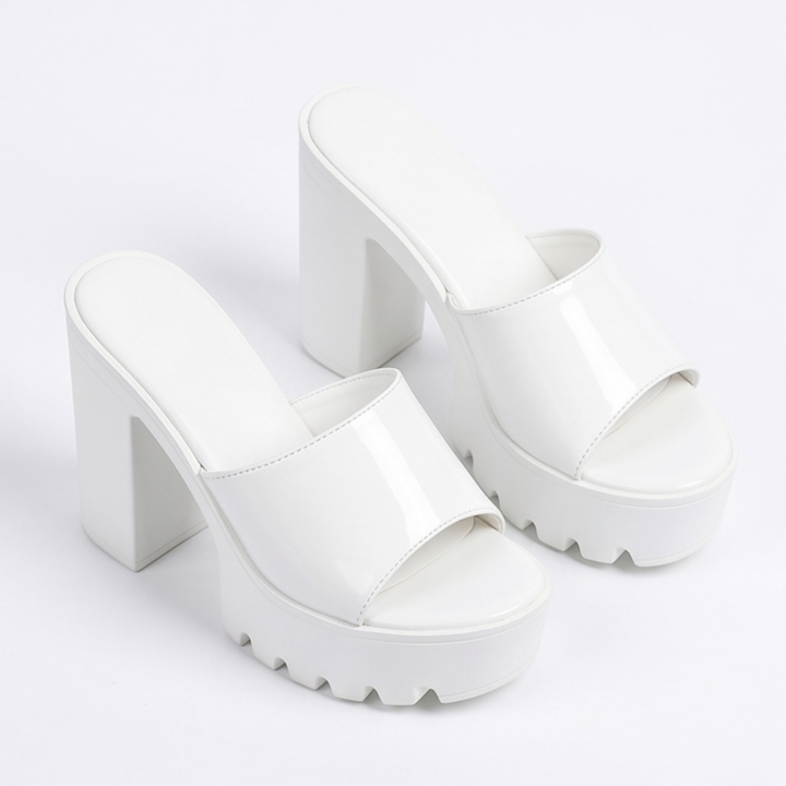 Elvara™ – Chunky Platform Heel Sandals