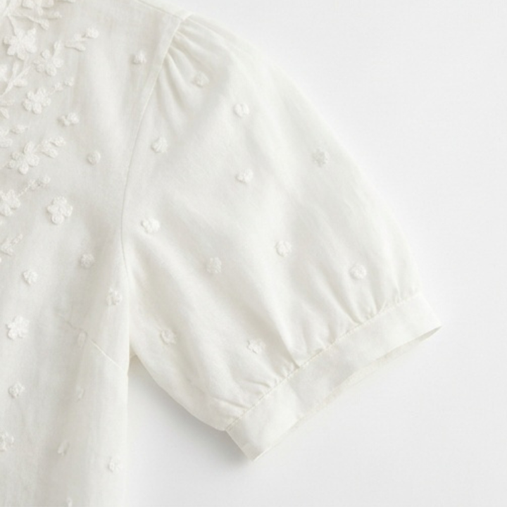 Lunelle™ - Embroidered White Blouse for Everyday Elegance
