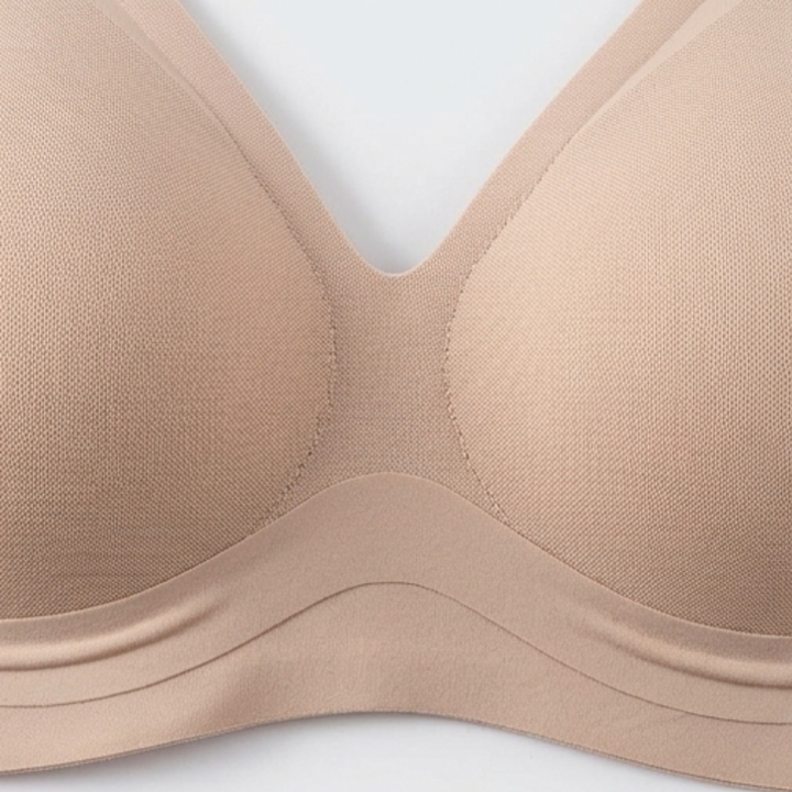 Airella™ – Supportive Wireless Deep V Bra