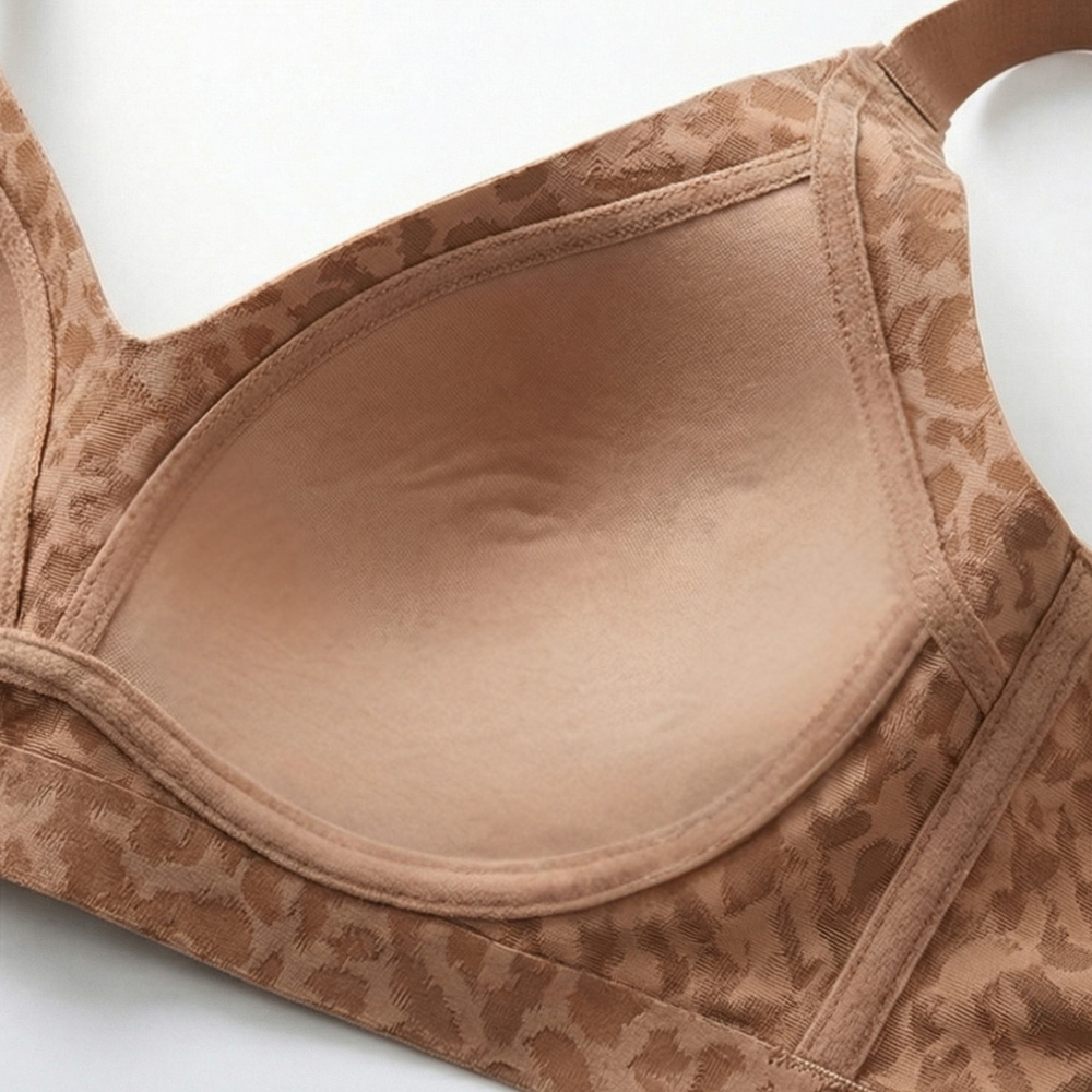 Veluna™ – Seamless Wireless Deep V Comfort Bra