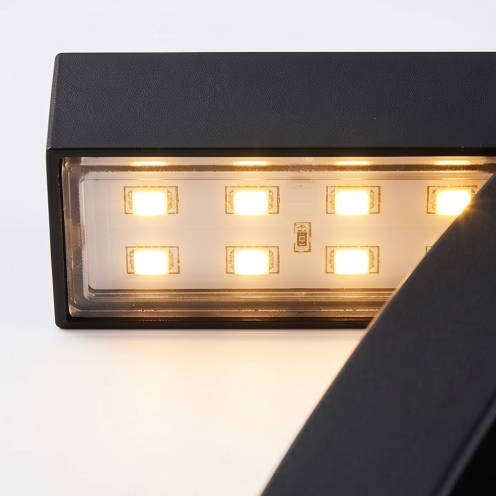 Lumenly™ – Sculptural Solar Pathway Lights (Set of 4)