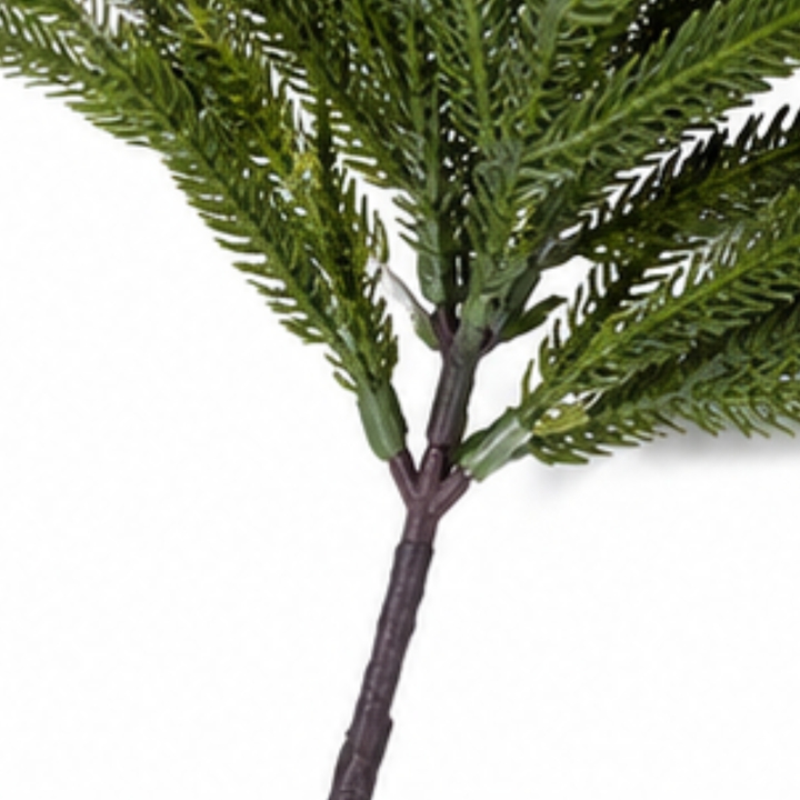 Duskglow – Lit Pine Branches That Spread Warmth, Not Clumps