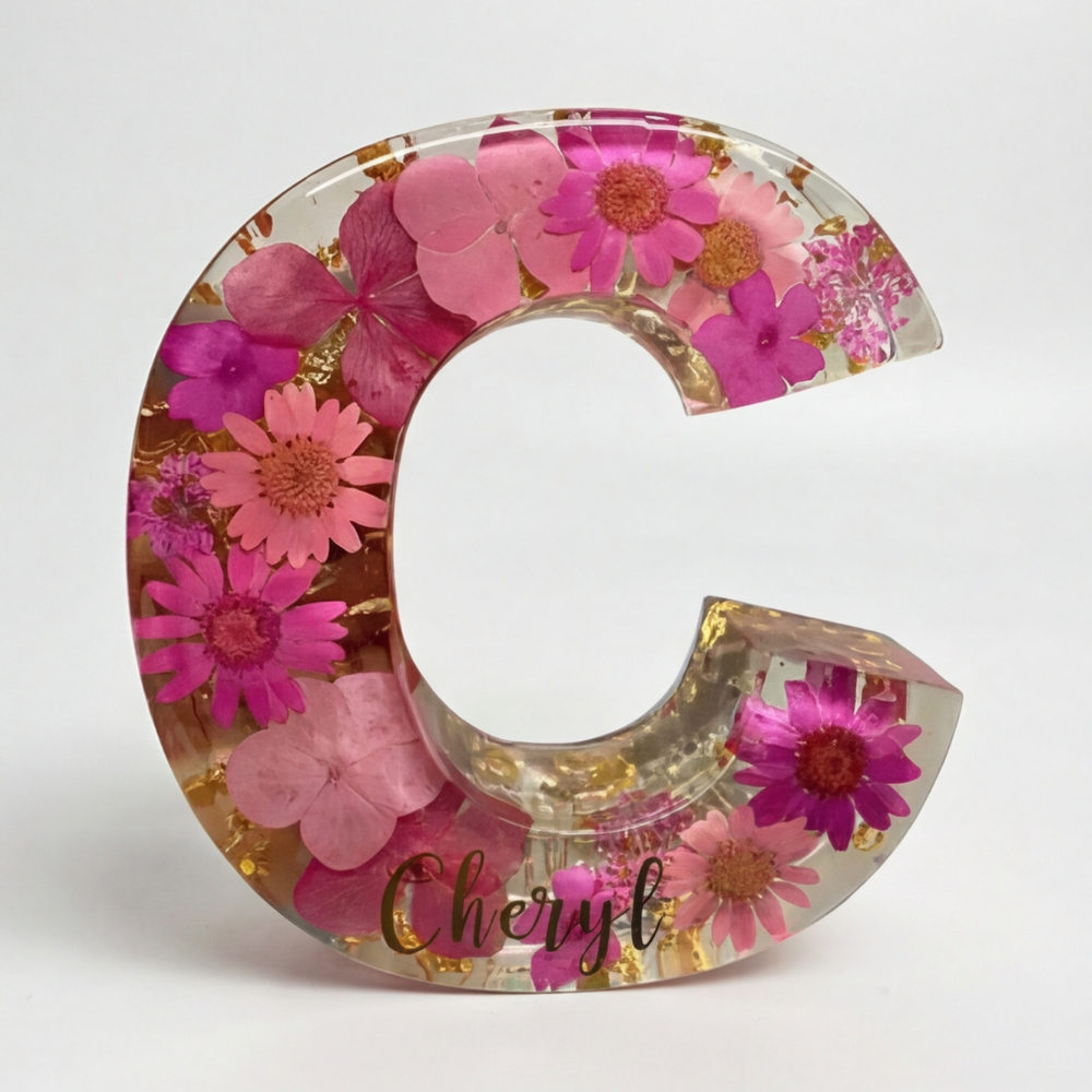 Florenza™ – Personalized Floral Resin Letter Light