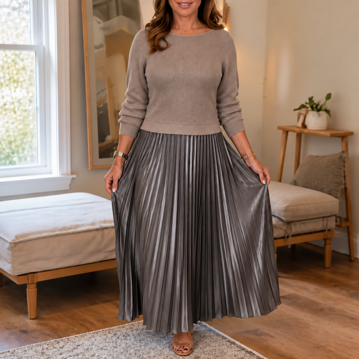 Wearbella – Sweater-Bodice Pleated Maxi Dress