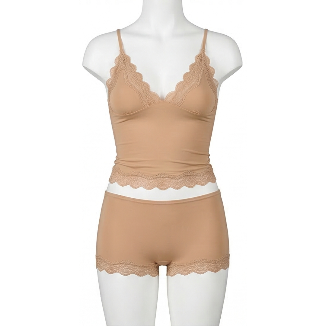 Lunaire™ – Seamless Lace Camisole and Boxer Brief Set