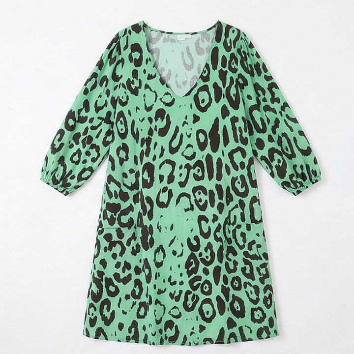 Vivara™ – Leopard Print V Neck Pocket Dress