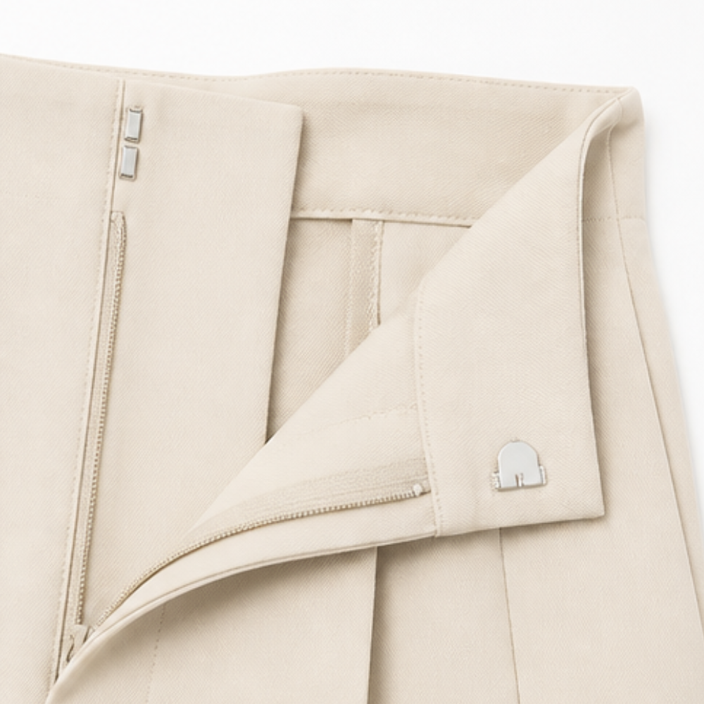 Velora™ – Tailored Pleated Trousers for Elongated Legs