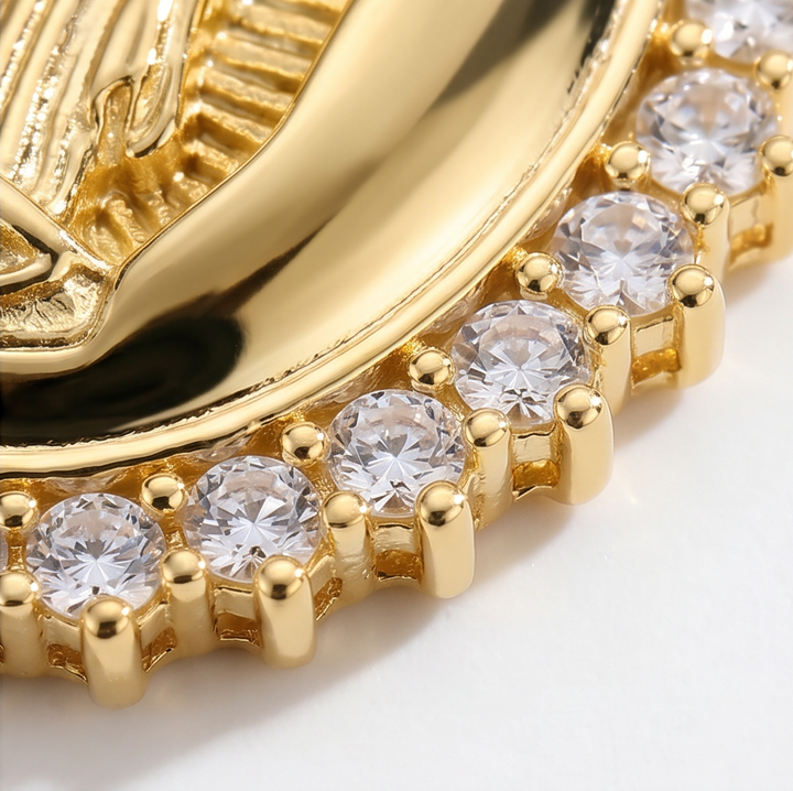 Aluminé™ – Virgen de Guadalupe Gold Medallion Necklace