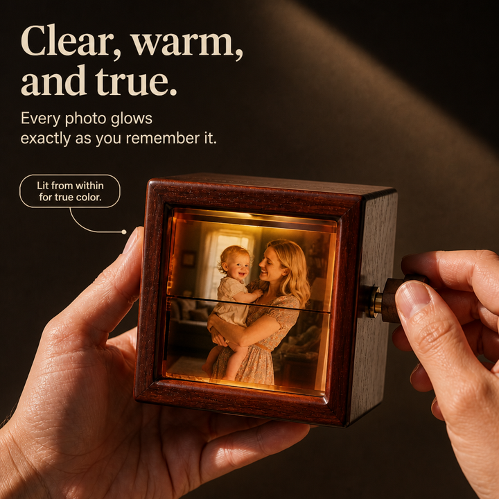 Memory Turn – Hand-Cranked Illuminated Photo Box