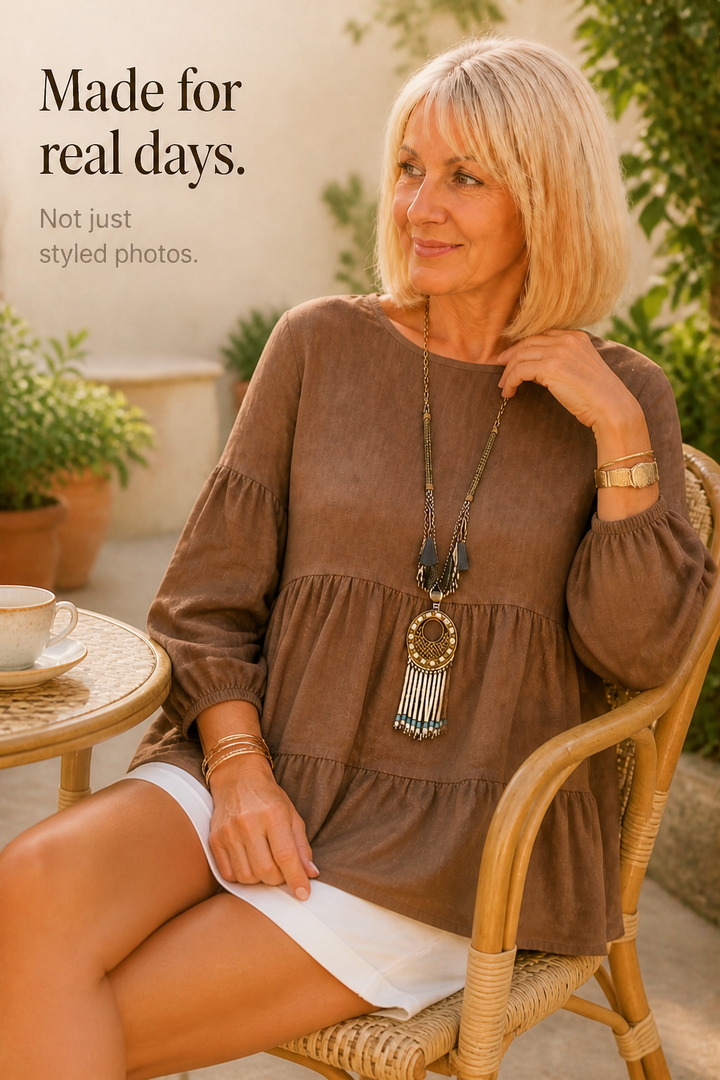 Lanterna – Embroidered Tiered Lantern Sleeve Blouse