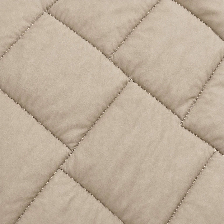 Quilted Muse – Quilted Hooded Mid-Length Vest