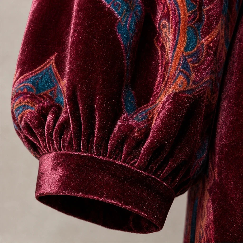Overa – Paisley Velvet-Look Maxi Dress