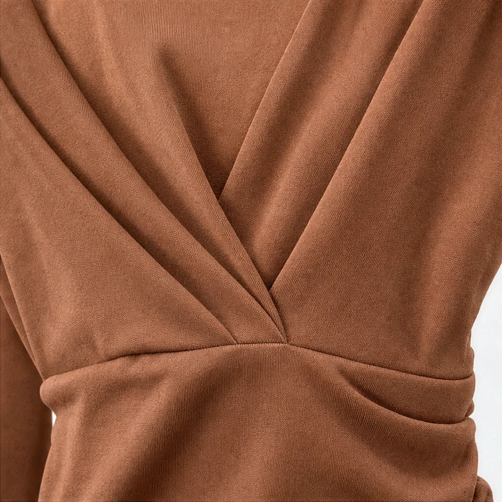Drapeelle – Square-Neck Crossover Ruched Knit Top