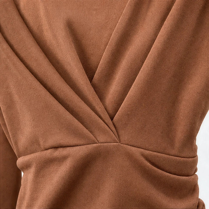 Drapeelle – Square-Neck Crossover Ruched Knit Top