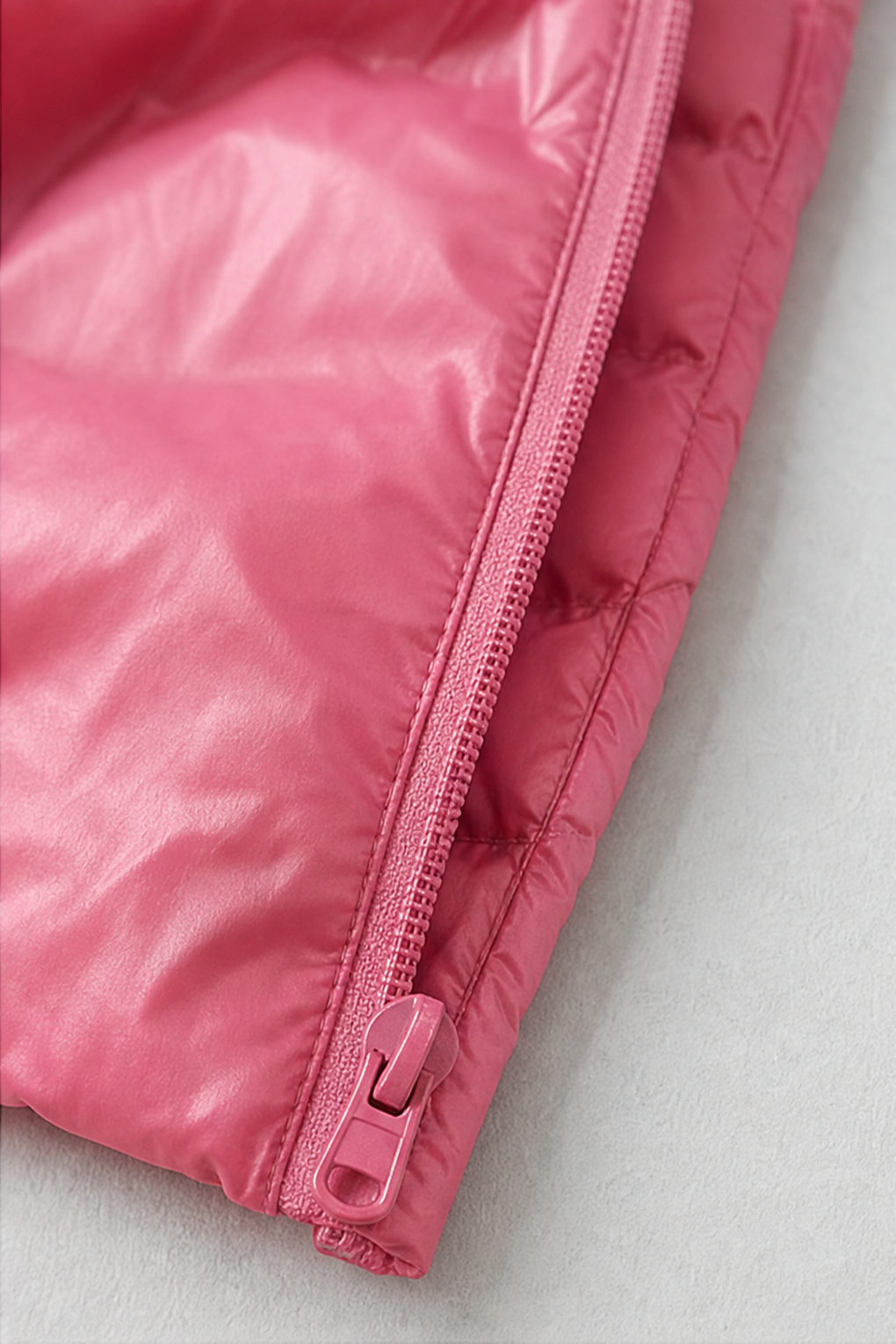 Featherlyte – Detachable-Hood Packable Ultralight Puffer Jacket
