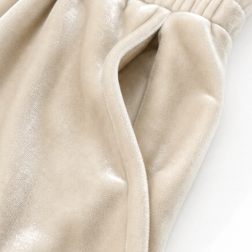 Velvara – Velvet Like Wide-Leg Trousers