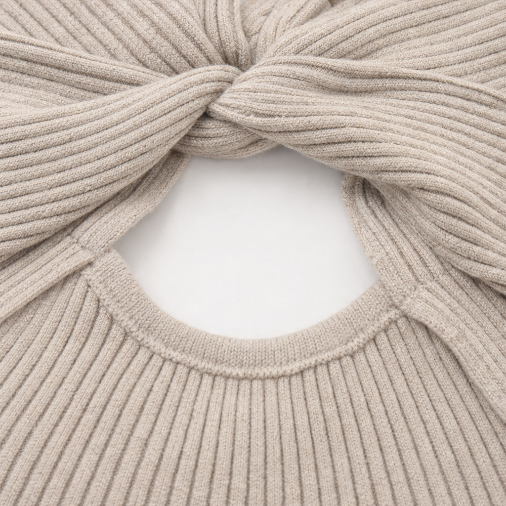Twistara – Ring-Twist Cutout Ribbed Knit Top