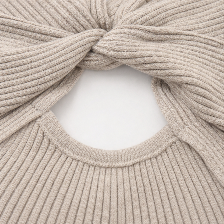 Twistara – Ring-Twist Cutout Ribbed Knit Top