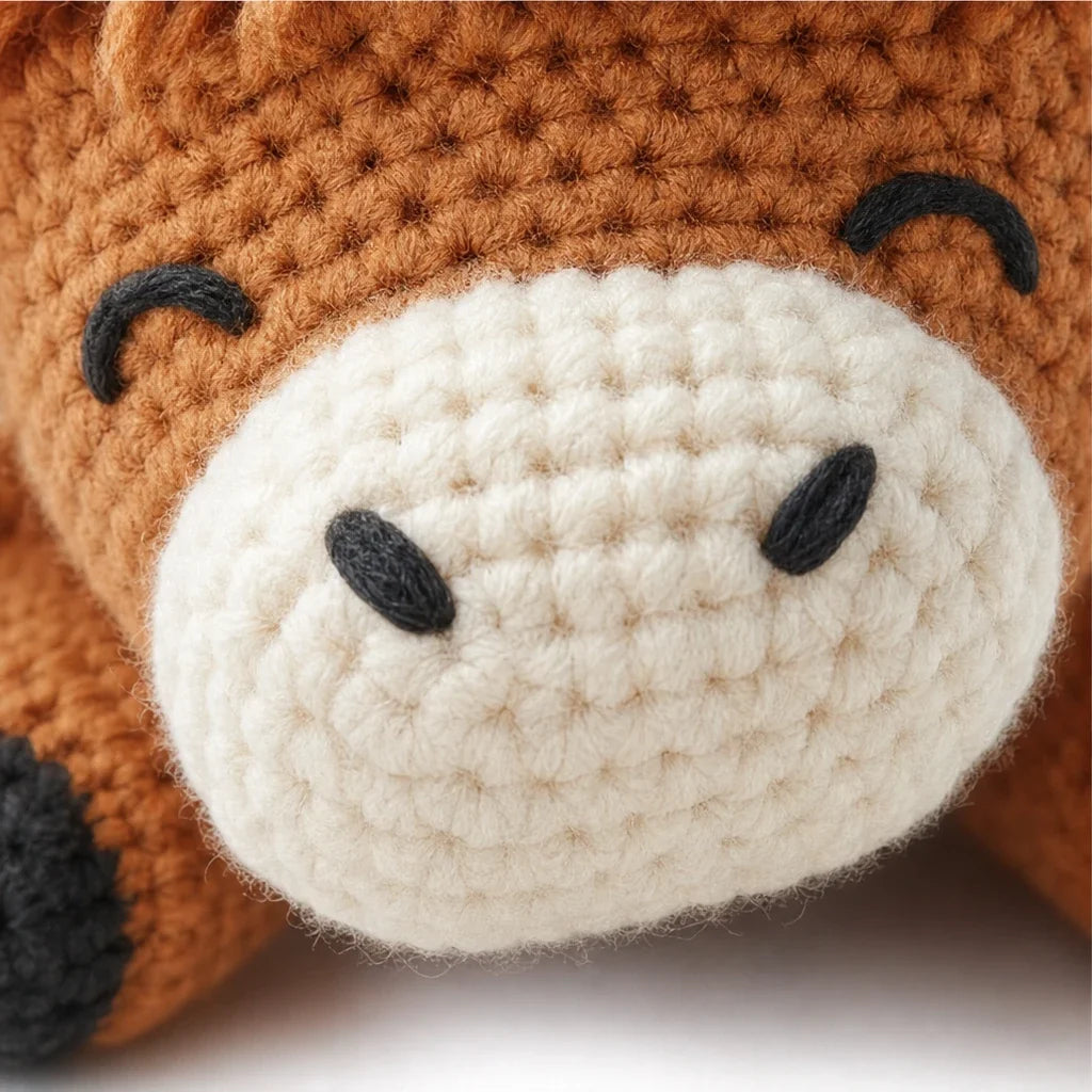 Moolette – Highland Cow Crochet Kit