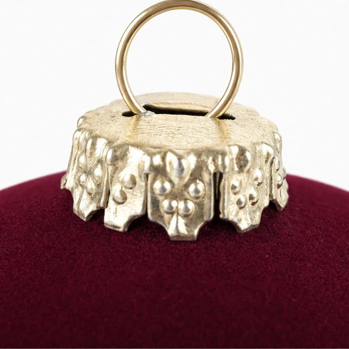Veloura – Velvet Christmas Tree Ornaments