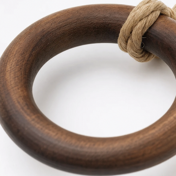Ringholt – Wood-Look Ring Bead-Accent Towel Holder