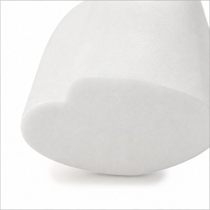 Wearbella – Nesting Ceramic Hugging Couple Figurine