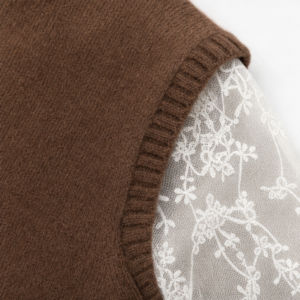 Florenza – Floral Lace Mock-Neck Long-Sleeve Top