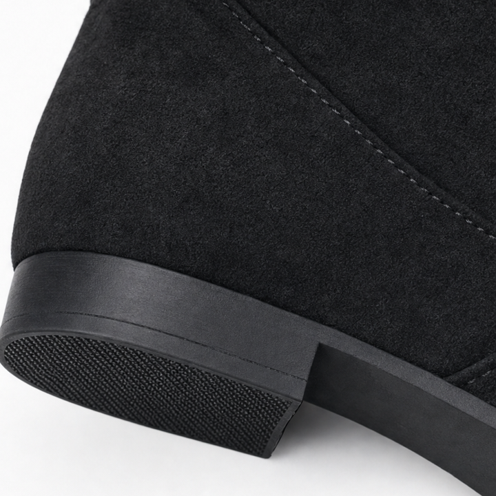Slouch & Stroll – Lace-Up Slouchy Mid-Calf Boots