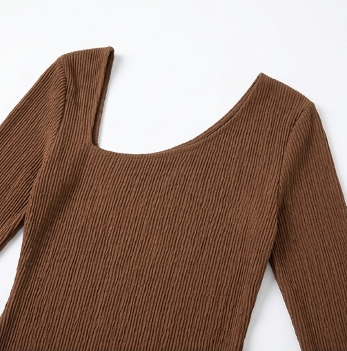 Virella – Asymmetric Ring-Ruched Ribbed Knit Dress