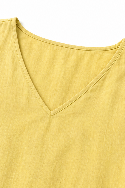 Easa – V-Neck Relaxed-Fit Three-Quarter Sleeve Blouse