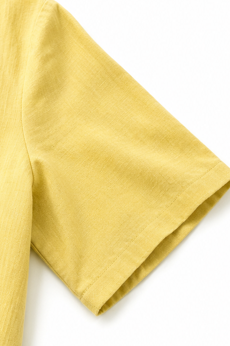 Easa – V-Neck Relaxed-Fit Three-Quarter Sleeve Blouse