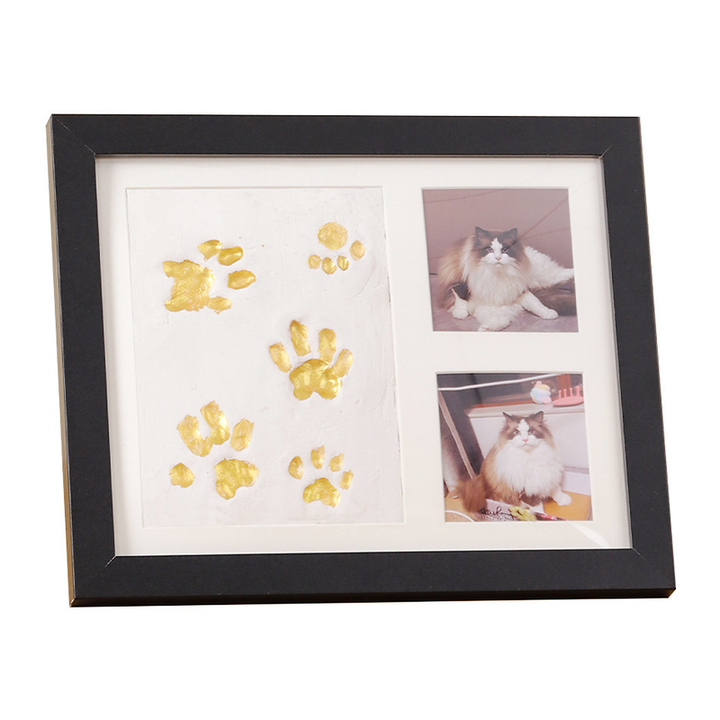 Pawprint Keepsake – Three-Window Paw Print Frame