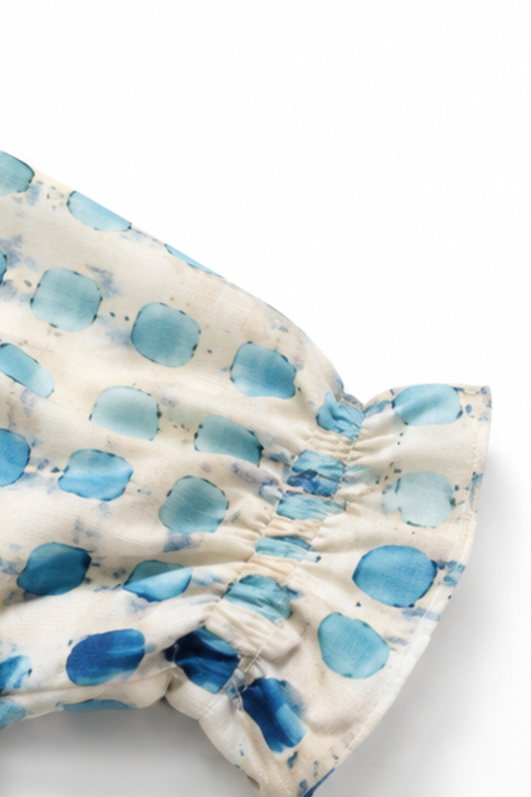 Vivelyn – Tie-Neck Ruffled Boho Print Blouse