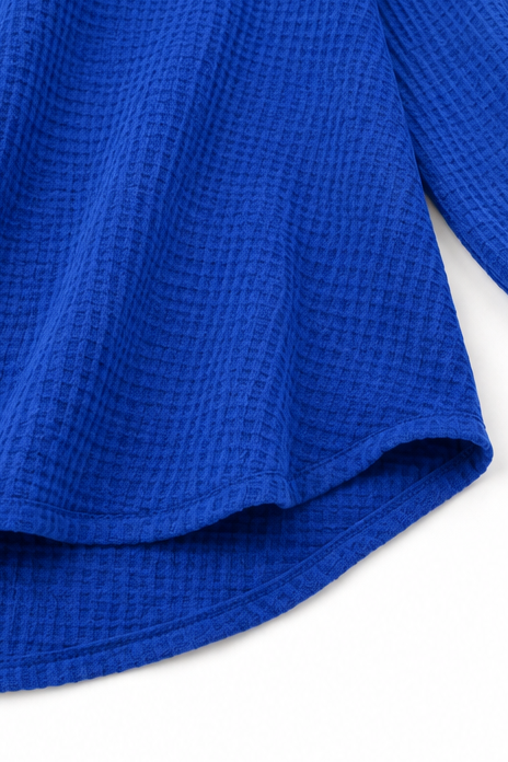 Softline – Loose-Fit Ruffle Tie-Collar Blouse