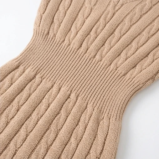 Cabeline – Cable-Knit Bodycon Sweater Dress