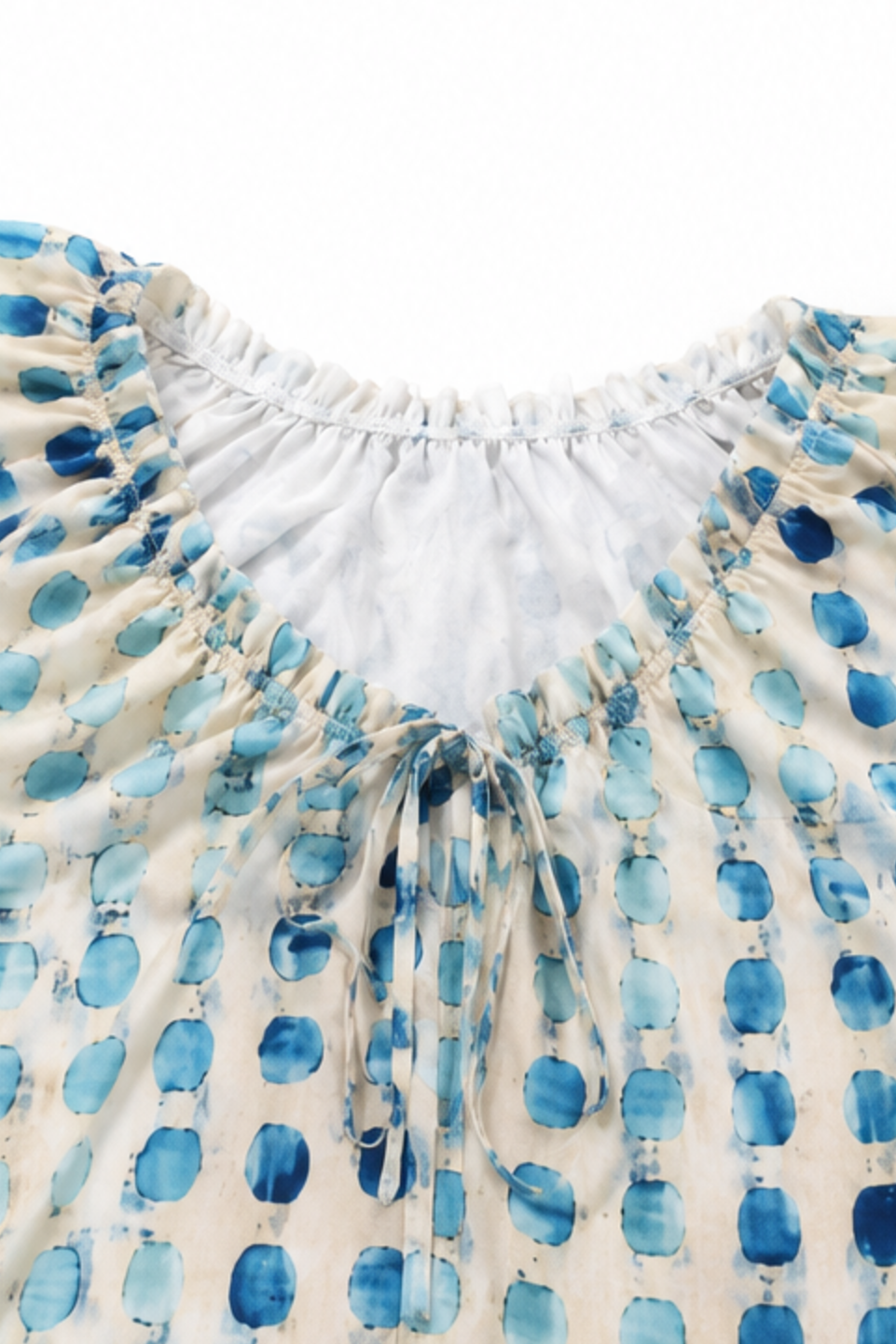 Vivelyn – Tie-Neck Ruffled Boho Print Blouse